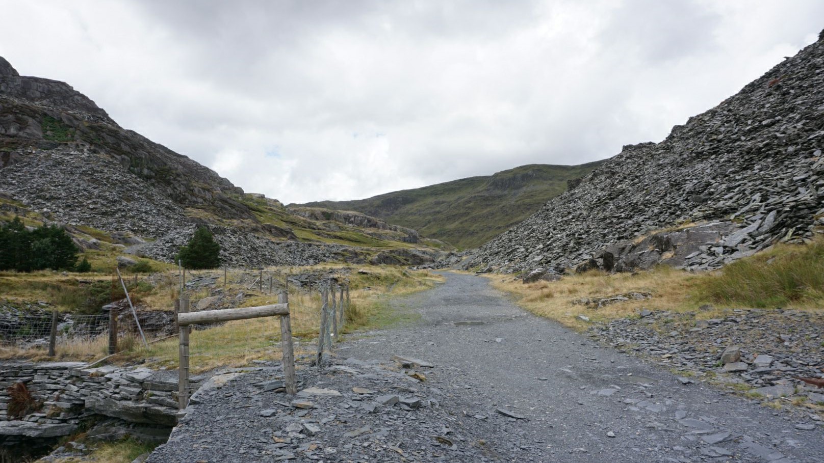 Llyn Cwmorthin Access Trail